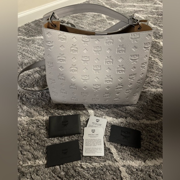 МСМ Leather Visetos Embossed Tote - Picture 12 of 12